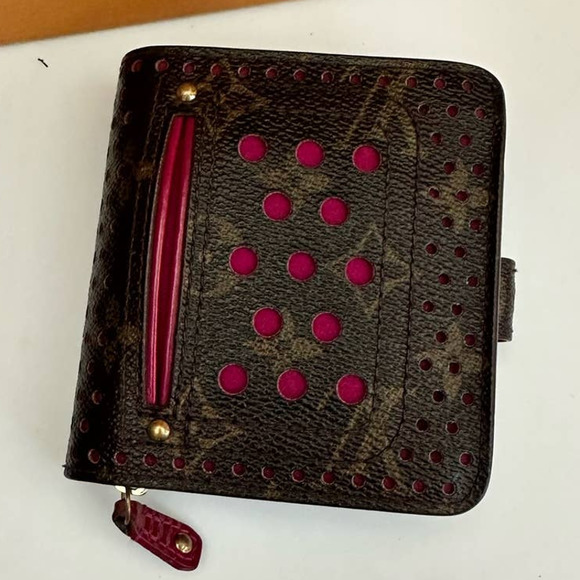 💎✨ULTRA RARE Authentic Louis Vuitton Bi Fold Wallet - Picture 3 of 11